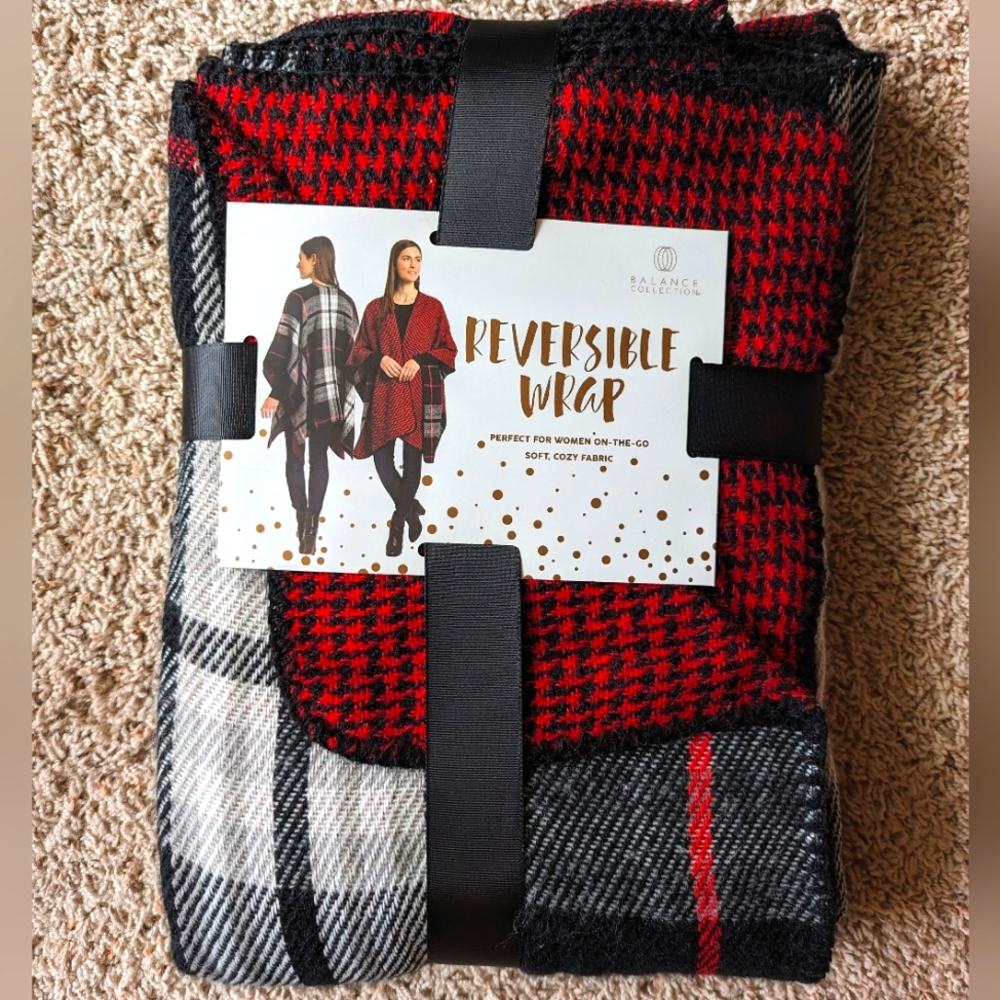 Reversible plaid & houndstooth wrap